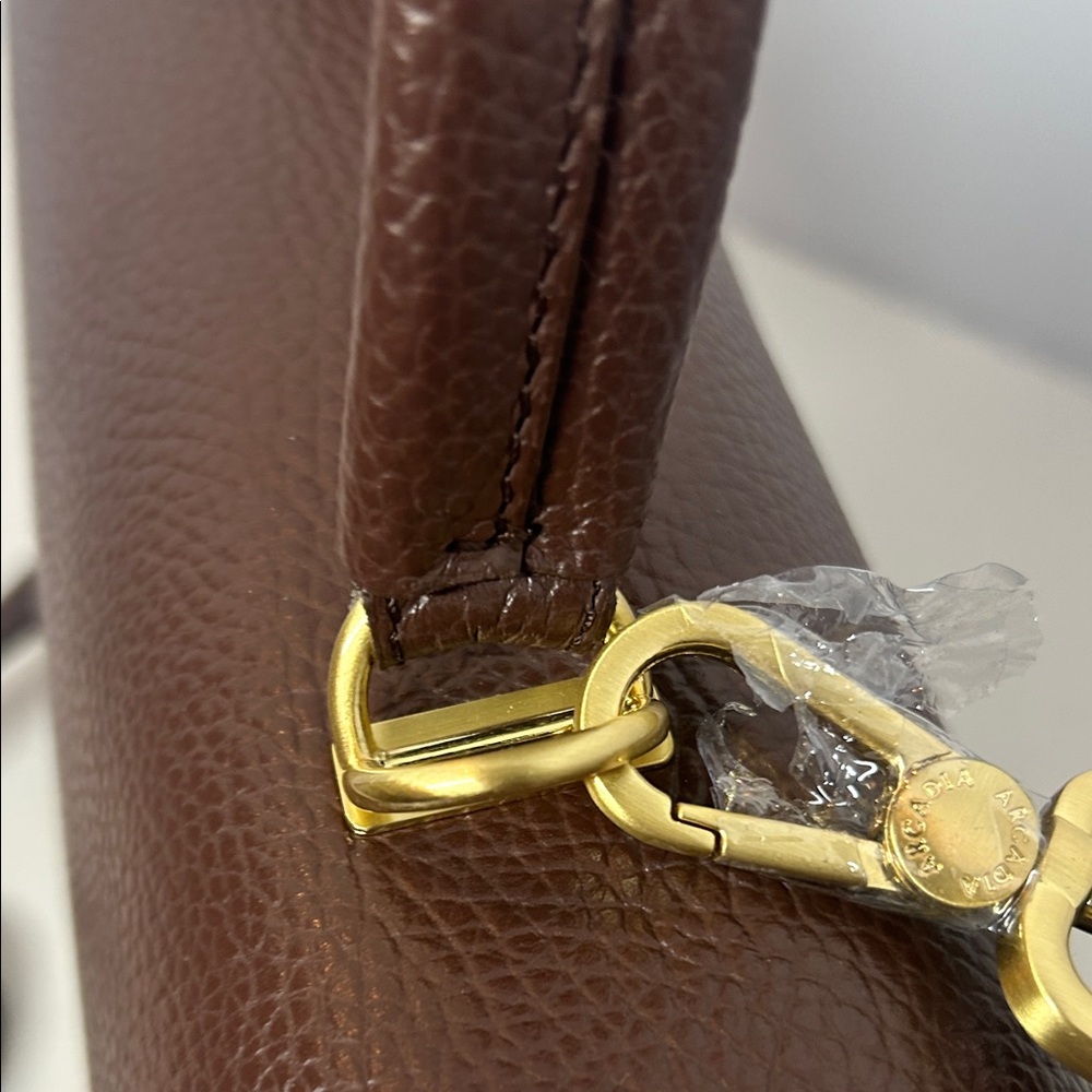 New Arcadia Brown Leather Satchel with Gold Accents - Picture 3 of 9